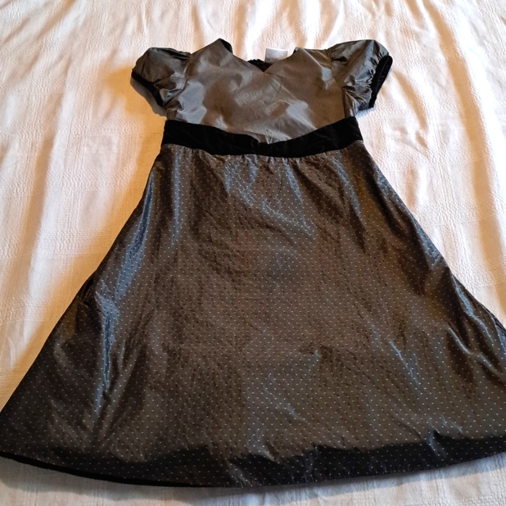 Hanna Andersson girls size 120 or 6-7 gray & black party dress